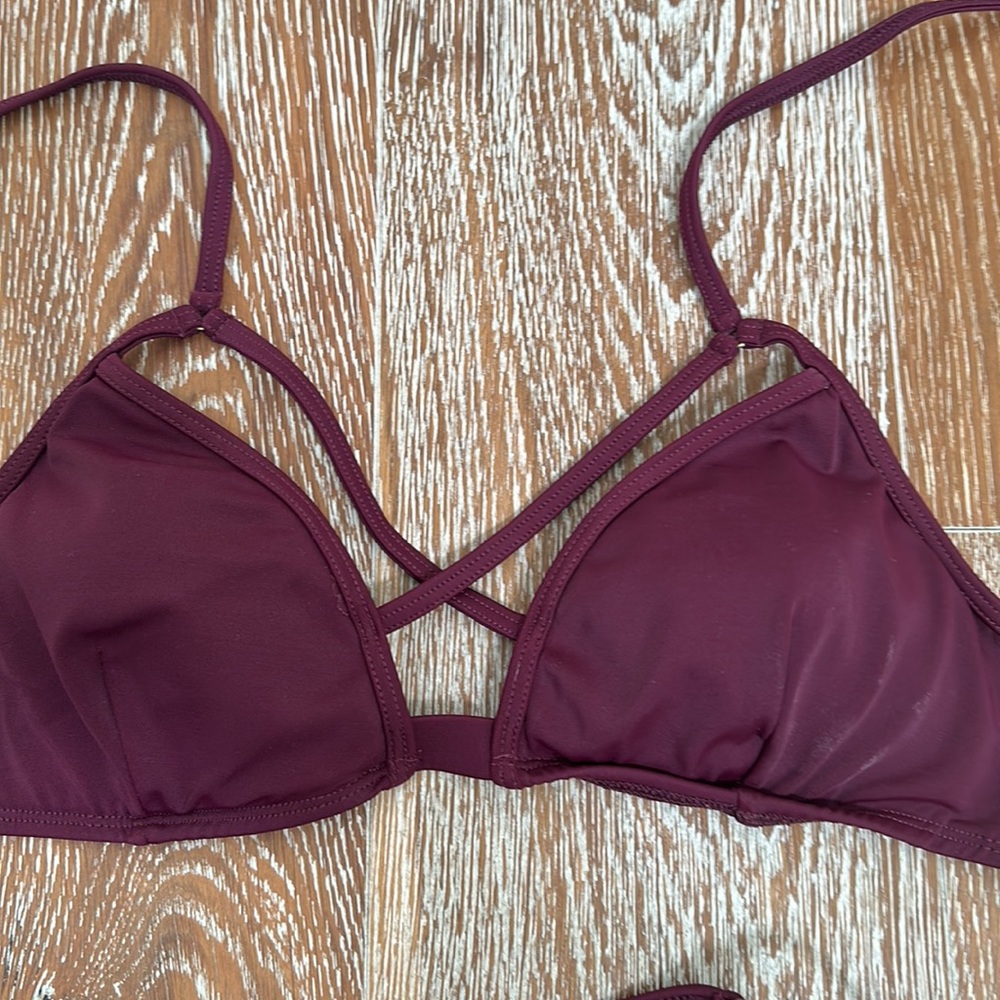 Plumeria 2 piece bikini plum strappy top medium, bottoms small